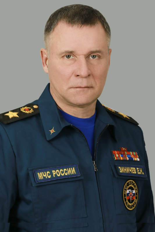 Поздравление Министра МЧС России Евгения Зиничева с 20-летием Всероссийского студенческого корпуса спасателей (видео)
