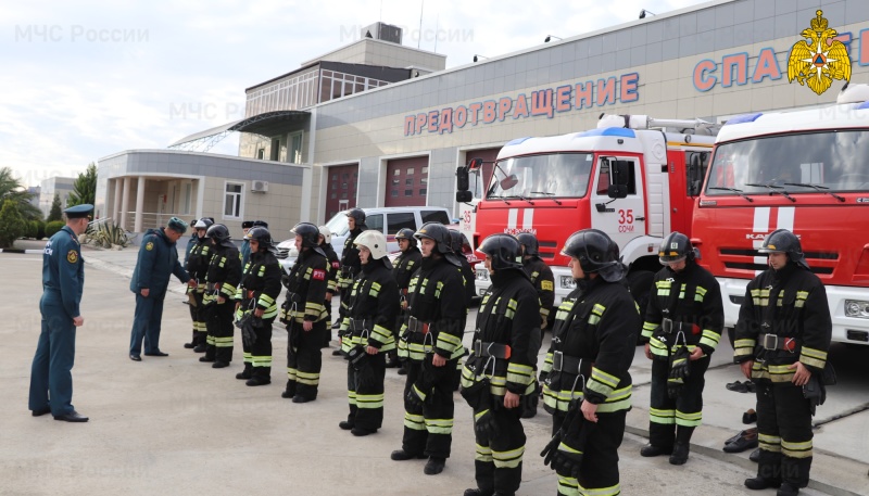 Сочинские спасатели обеспечивают безопасность Конгресса молодых ученых и Церемонии закрытия года науки и технологий