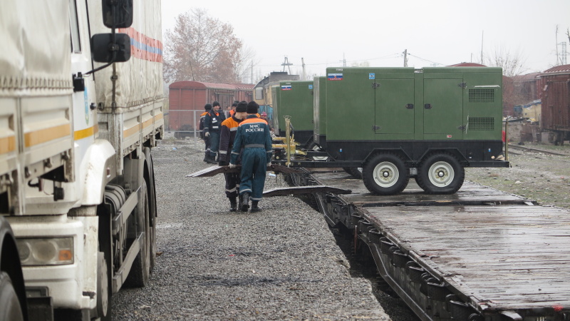 МЧС России: по железной дороге в полном объеме доставлена гуманитарная помощь для населения Нагорного Карабаха